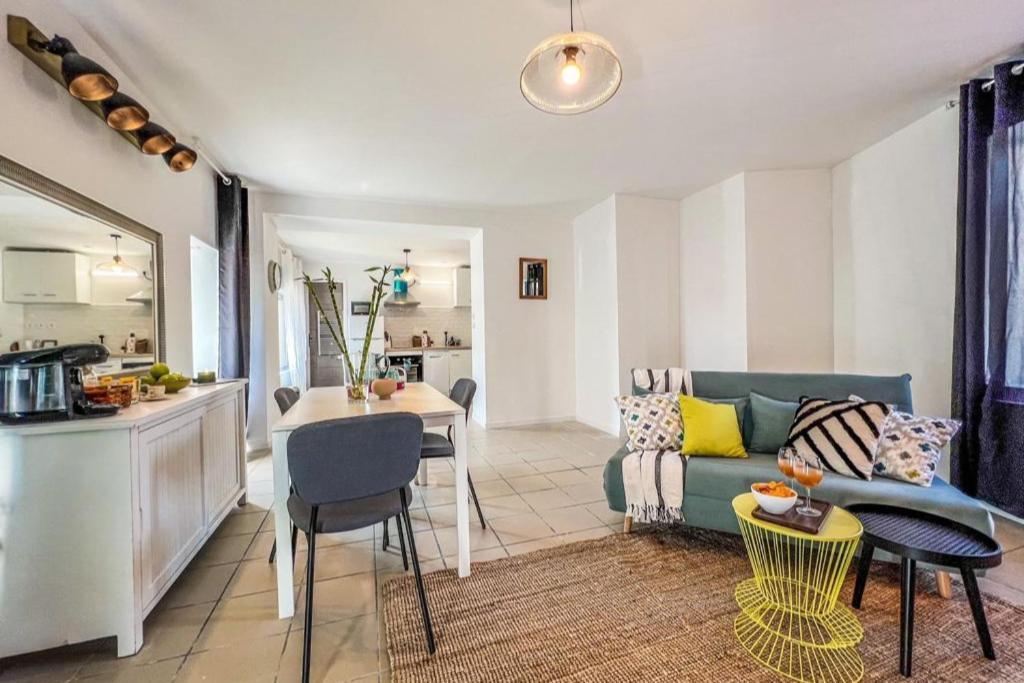 Le Gite 1 - Appartement T2 De 53M2, Ideal Pro Ou Couples, Coeur De Ville Et Proche Golfech Malause Buitenkant foto